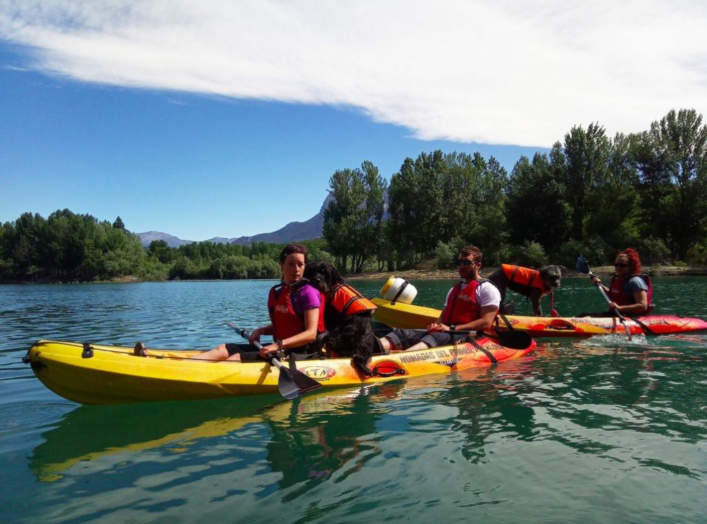kayak con perro huesca aragón